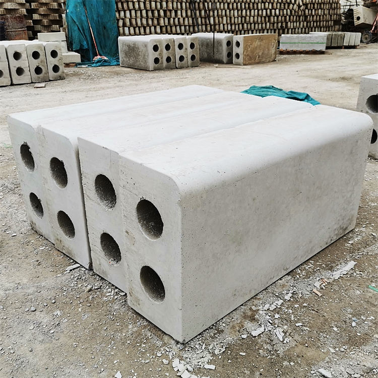 路沿石  隔离墩31